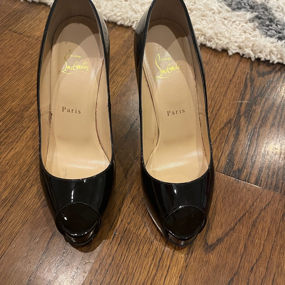 Christian Louboutin prive 38.5